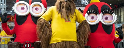 Cosplay_Wookie_&_Deadpool_Minions.jpg